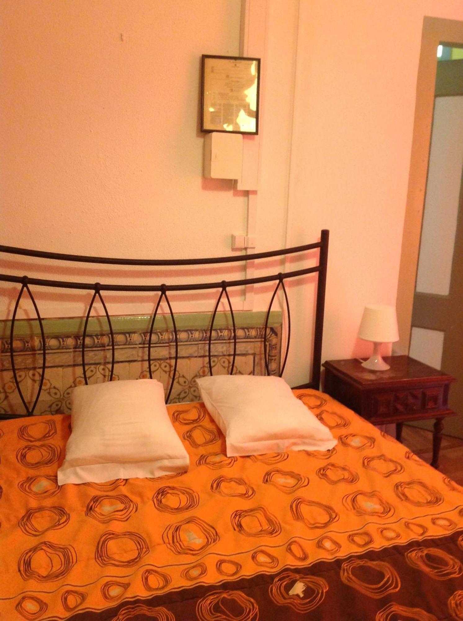 New Aljubarrota Guest House Lisbon Room photo