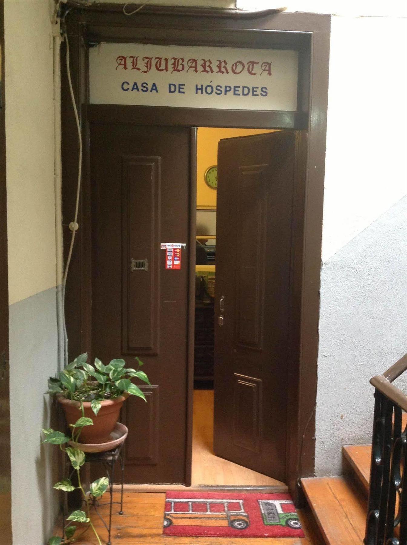 New Aljubarrota Guest House Lisbon Exterior photo